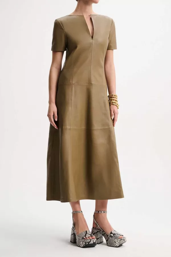 Shop Sleek Statement Dress Frauen Kleider